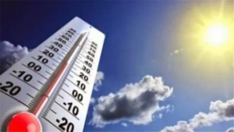 الطقس غدا حار على أغلب الأنحاء وشبورة صباحا والعظمى بالقاهرة 33 درجة