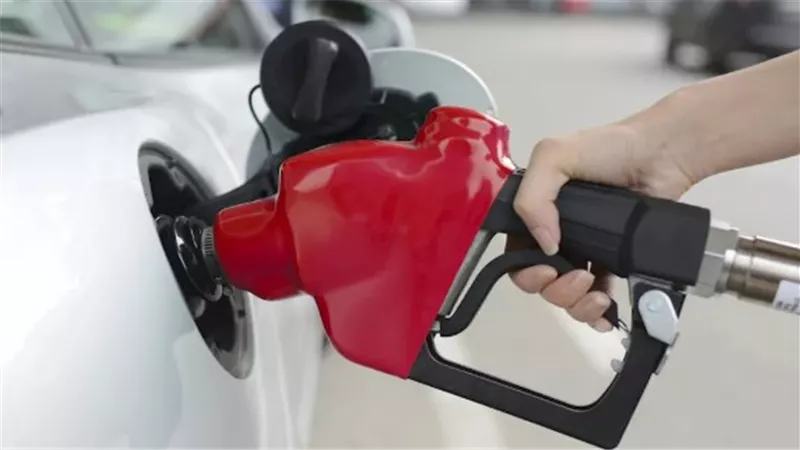 أسعار البنزين والسولار اليوم 12_7_2025