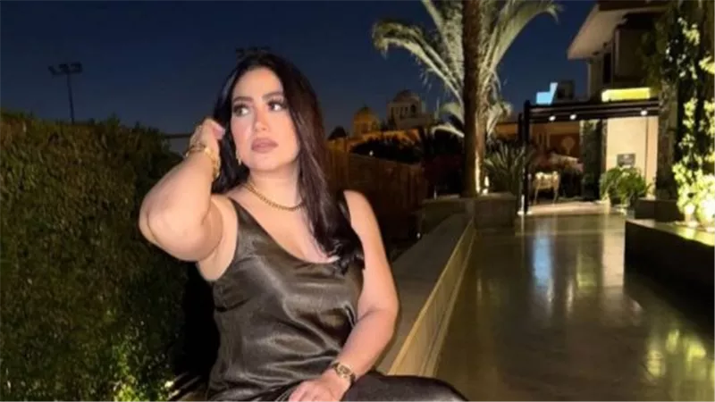 بوسي عن أحمد عامر: 