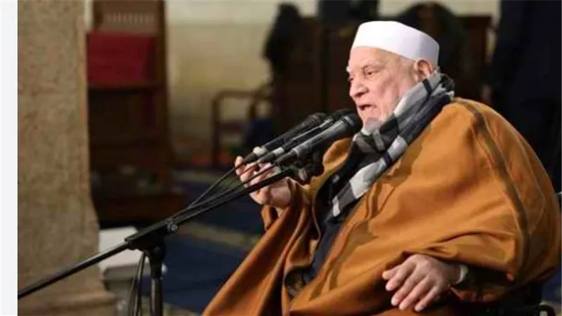  الدكتور أحمد عمر هاشم.. رحلة علم وجهاد ودعوة إلى الاعتدال