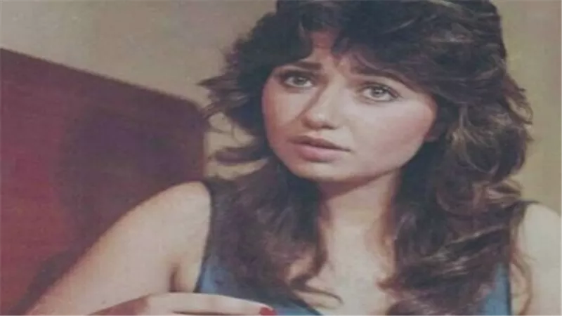 من هي ليلى علوي؟ | سيرة فنية حافلة وأعمال لا تُنسى في السينما المصرية