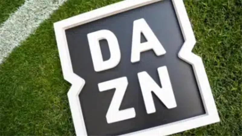 تردد قناة dazn لمشاهدة عروض المصارعة الحرة مباشر 2025