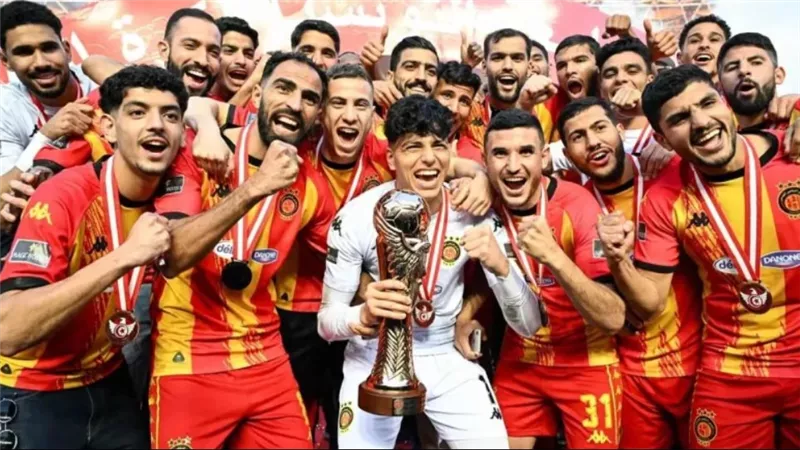 الثلاثية تكتمل.. الترجي يتوج بكأس السوبر التونسي بهدف البلايلي