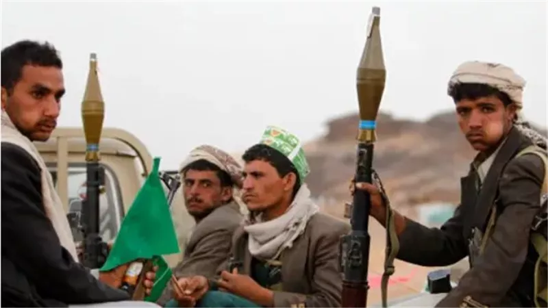 التجسس.. الوجه الخفي لمليشيات الحوثي بعد فشلها في الميدان
