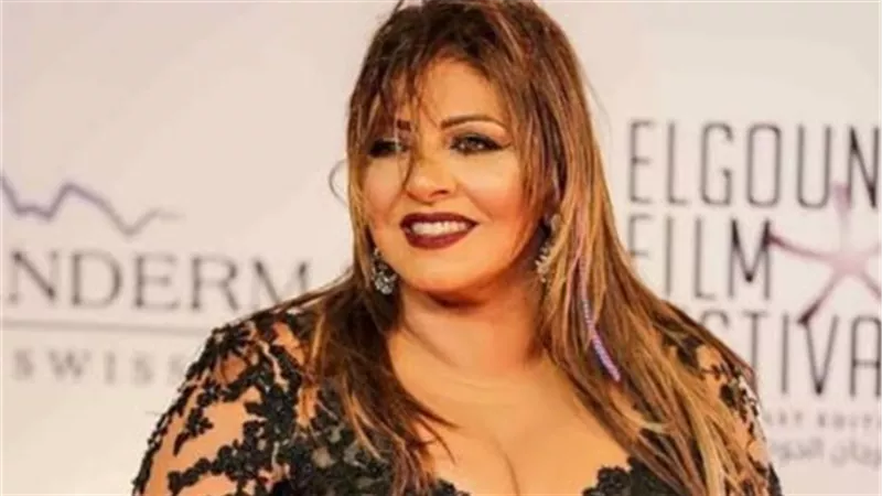 هالة صدقي تتألق في ميكونوس: إجازة صيفية مليئة بالبهجة والذكريات