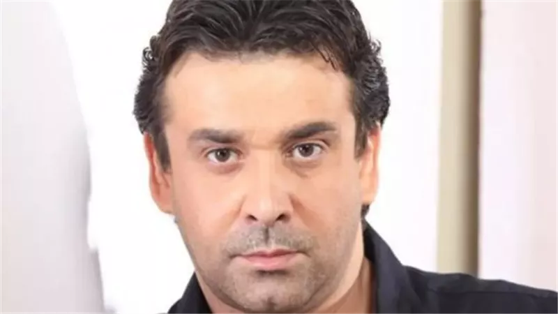 كريم عبد العزيز يتألق في 