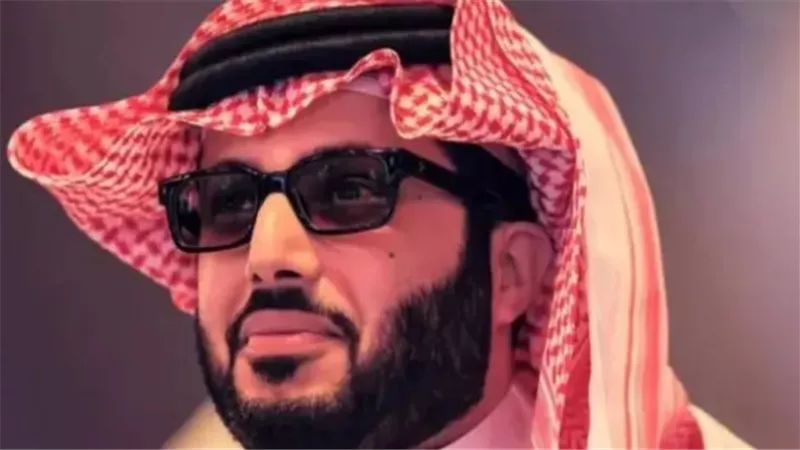 موسم الرياض القادم.. تركي آل الشيخ يؤكد دعم الفنانين السعوديين والمسرح الخليجي