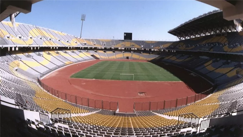 استبعاد برج العرب لأول مرة.. كاف يعلن أسماء الملاعب المعتمدة لبطولات إفريقيا للأندية