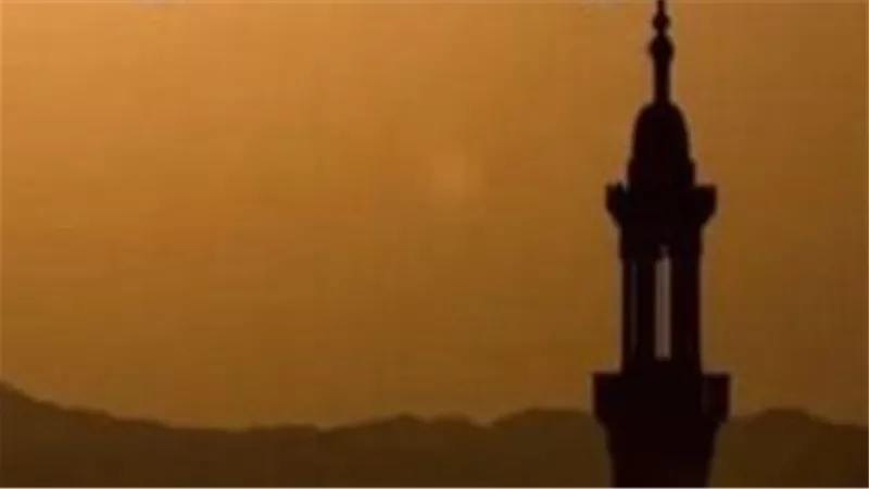 موعد اذان الظهر اليوم في مصر: تعرف على توقيت الصلاة بدقة