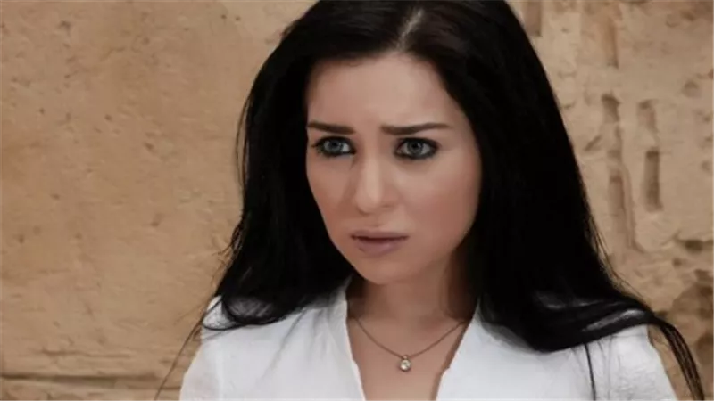 مي عز الدين: السيرة الذاتية وأبرز أعمالها في الدراما والسينما المصرية