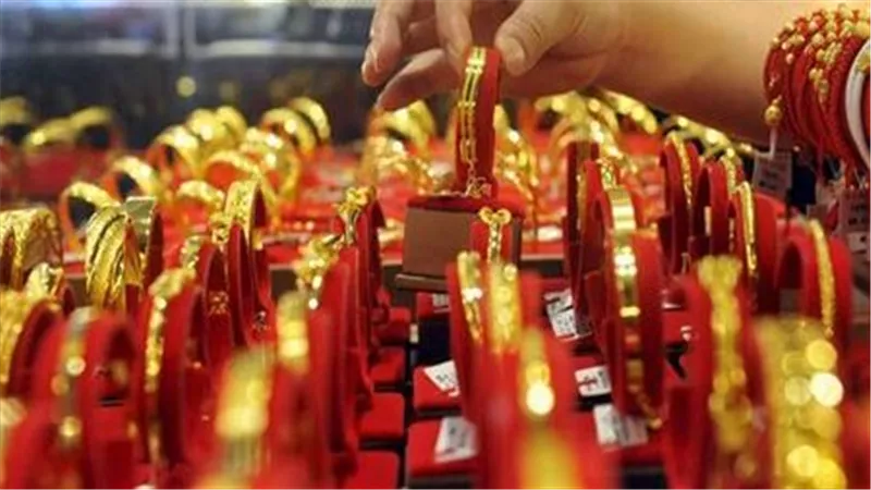 تعرف على سعر الذهب اليوم عيار 21 والجنيه الذهب في مصر لحظة بلحظة