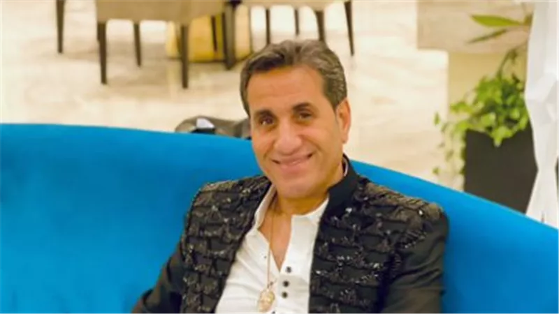 قصة كفاح أحمد شيبة: من الأفراح الشعبية إلى النجاح الكبير