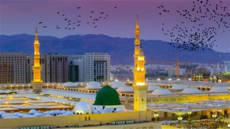 مولد النبي 2025 في مصر وأشهر العادات والتقاليد