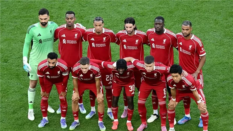 أبرزها ليفربول.. 4 أندية تحقق العلامة الكاملة في دوريات 