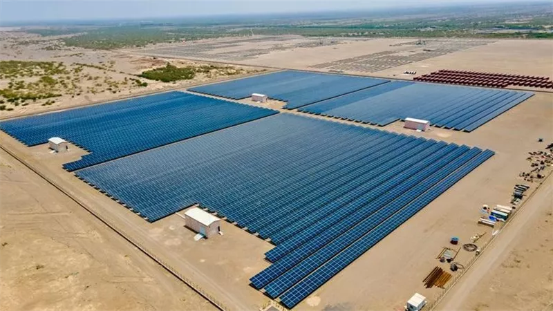 الإمارات تدعم الكهرباء في عدن والمحافظات الجنوبية: شريك استراتيجي للتنمية