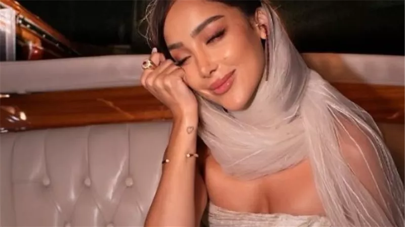 رحلة بسمة بوسيل الفنية من البداية حتى الشهرة العربية