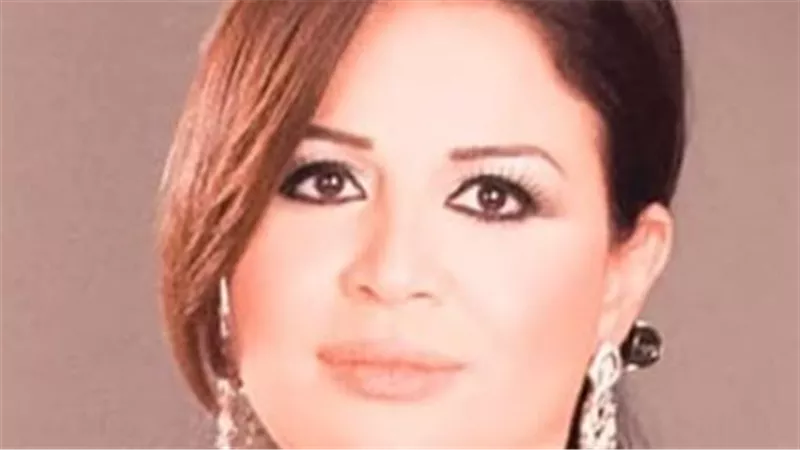 من هي إلهام شاهين؟ سيرة ومسيرة النجمة المصرية المتألقة