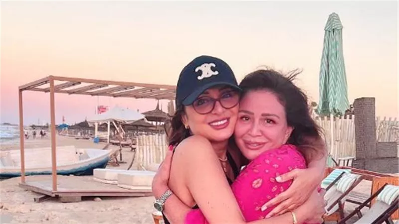 إلهام شاهين وأنغام.. صداقة راسخة ورسائل حب على مواقع التواصل