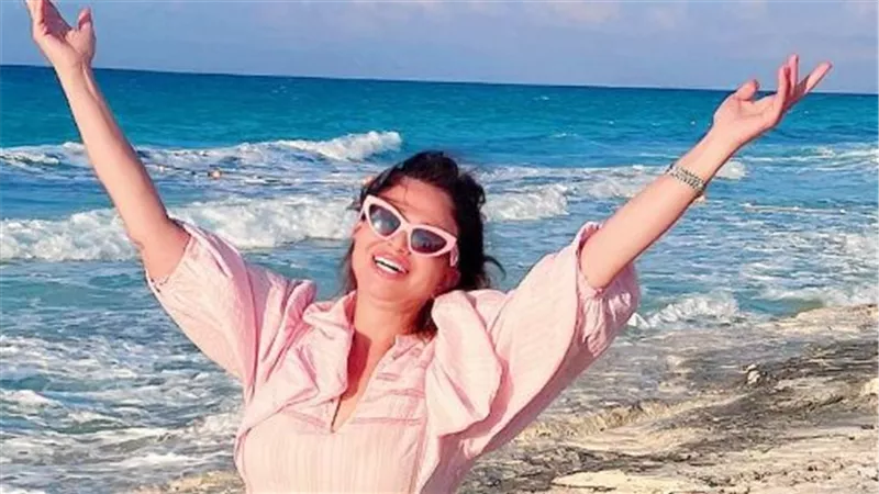 إلهام شاهين.. أيقونة السينما المصرية التي لا تغيب عن دائرة الضوء