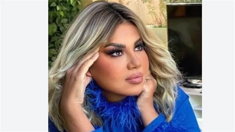 نشاط بوسي شلبي على السوشيال ميديا ومشاركاتها مع الجمهور