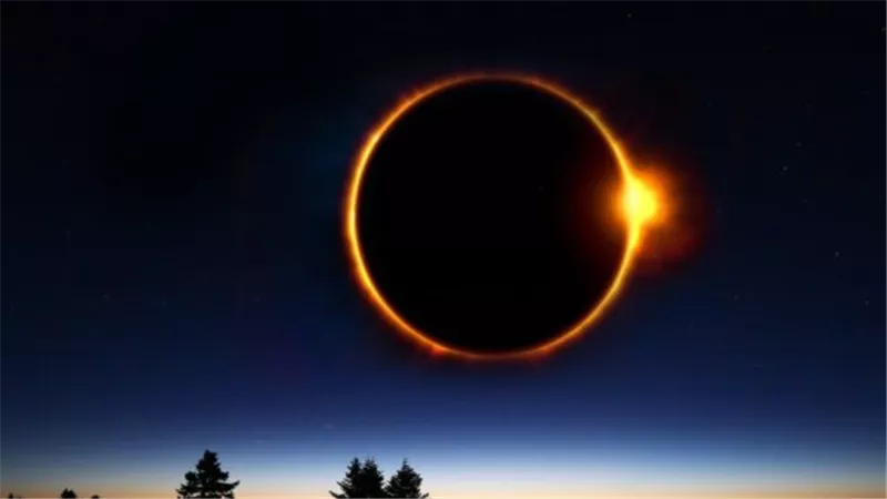 كسوف الشمس 2025: المخاطر وكيف تحمي عينيك أثناء المشاهدة