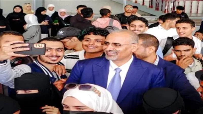 الزُبيدي ورعاية المتفوقين: دعم مستمر ومتابعة شخصية