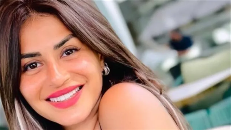 منة فضالي تشكر أصدقائها على مفاجأة عيد ميلادها الـ42