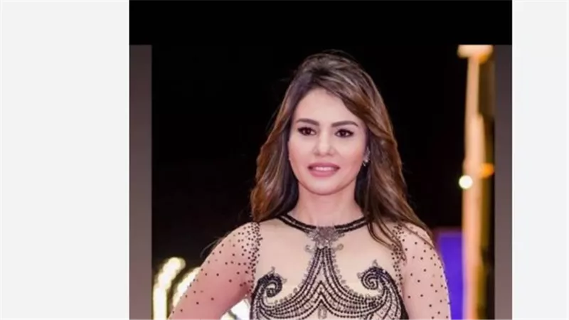 من حمام السباحة إلى دراما رمضان.. دينا فؤاد تجمع بين الأناقة والموهبة