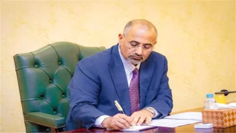 قيادة المجلس التنسيقي الأعلى في حضرموت تؤيد قرارات الزُبيدي