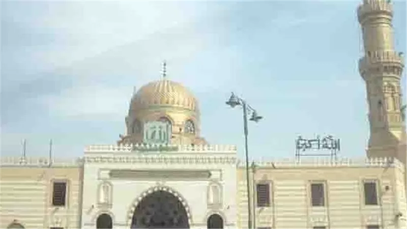 مسجد السيدة نفيسة بالقاهرة.. مكانة روحية وتاريخ عريق