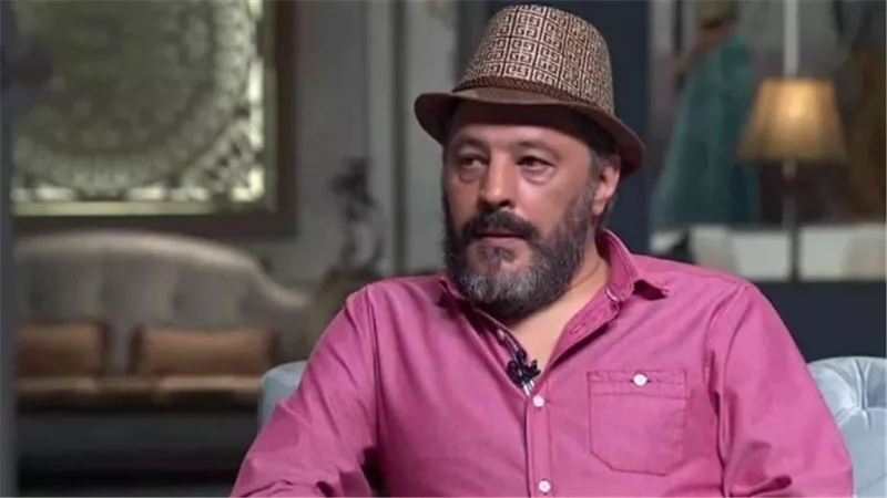 عمرو عبد الجليل.. بين الكوميديا والدراما ومسيرة فنية غنية بالإبداع