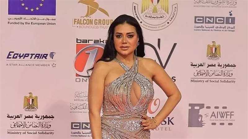 رانيا يوسف وأثرها على الموضة الصيفية في مصر والعالم العربي