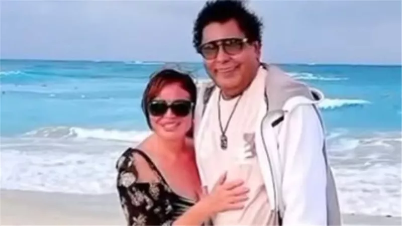 أحدث صور إلهام شاهين مع محمد منير تثير تفاعل جمهور السوشيال ميديا