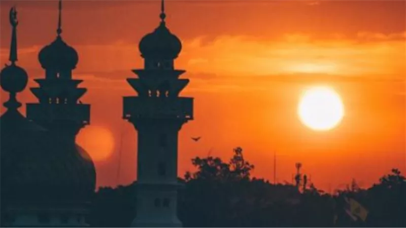 أفضل الطرق لمعرفة موعد الشروق بدقة باستخدام التطبيقات والجداول الفلكية