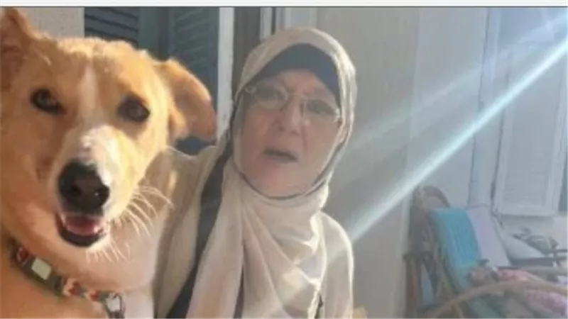 شمس البارودي وحب الحيوانات: فيديو مع الكلبة ديزي