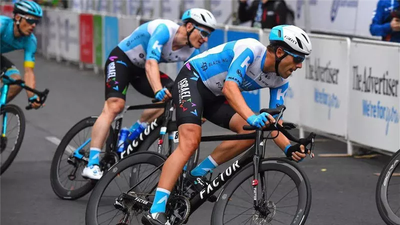 لأسباب أمنية.. منع فريق إسرائيلي من المشاركة في سباق دراجات بإيطاليا