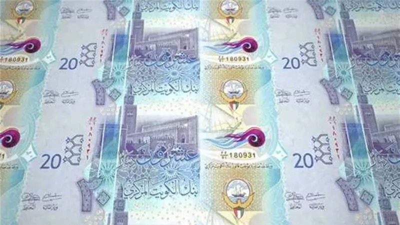تأثير تغير سعر الدينار الكويتي على التحويلات المالية