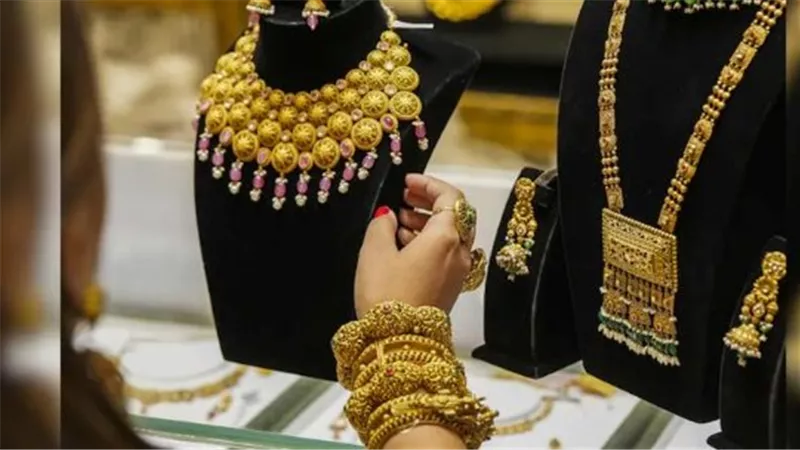 سعر الذهب اليوم في مصر: ثبات ملحوظ وسط ترقب اقتصادي