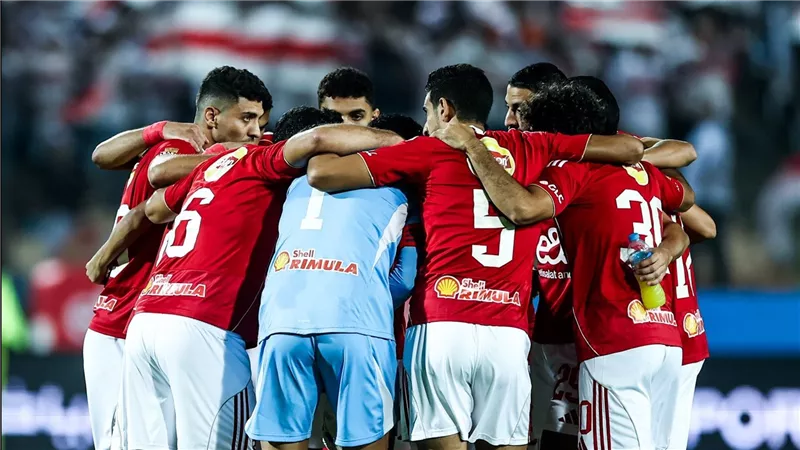بسبب إمام عاشور.. تطعيم لاعبي الأهلي المصري ضد فيروس A