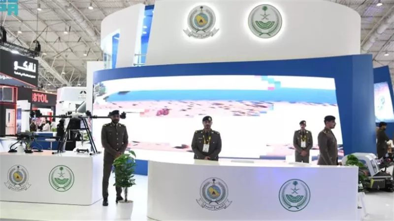 الدفاع المدني يبرز دوره التقني في معرض إنترسك السعودية 2025