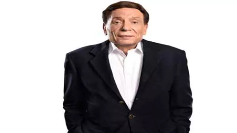 عادل إمام بين صور الذكاء الاصطناعي والتكريمات… الزعيم حاضر رغم الغياب