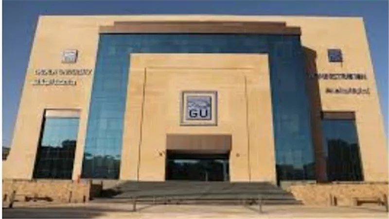 جامعة الجلالة في السويس: دليل شامل للكليات والبرامج وفرص القبول والتسجيل