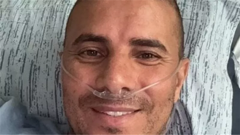 محمد زيدان يغادر المستشفى بعد تحسن حالته الصحية