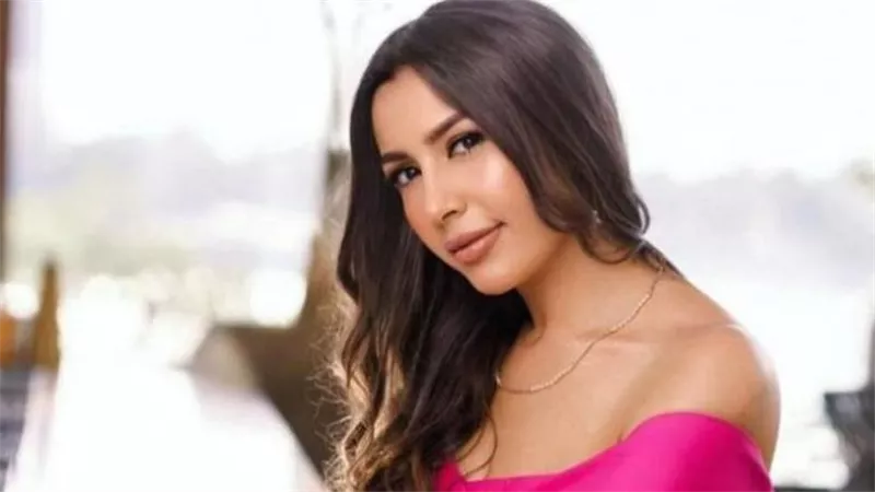 من هي المطربة جنات؟ مسيرة فنية حافلة بالنجاحات من المغرب إلى قلوب الجمهور العربي