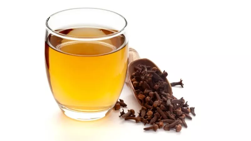 فوائد شرب منقوع القرنفل قبل النوم