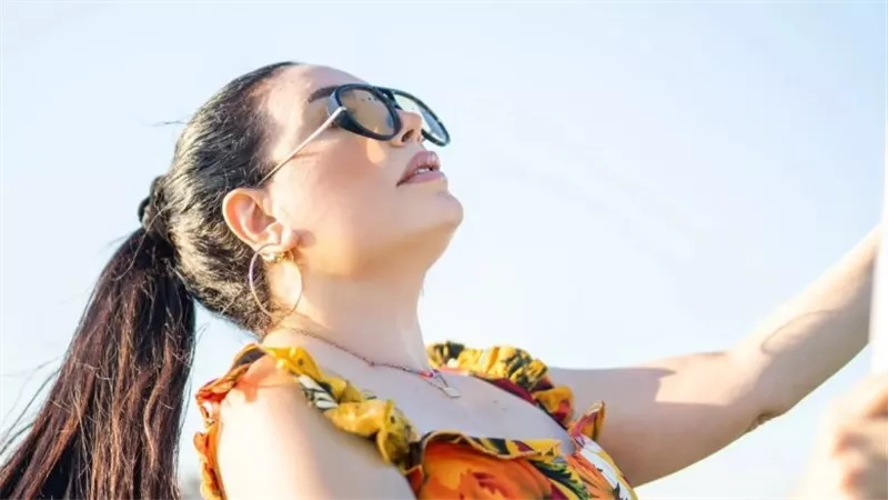  عبير صبري تتألق بجلسة صيفية جريئة وتستعد لمسلسل 