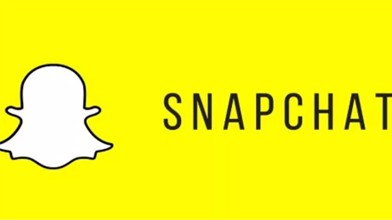 اكتشف مميزات سناب شات: القصص، الفلاتر، والعدسات التفاعلية