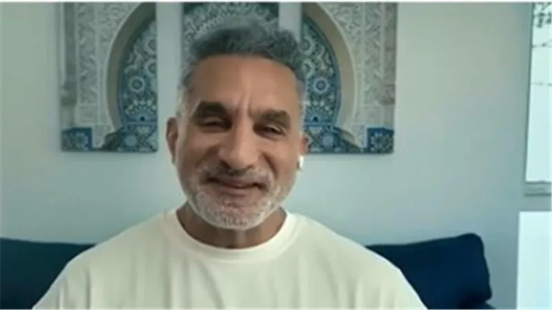 كلمة أخيرة باسم يوسف.. عودة مثيرة بعد 11 عامًا من الغياب عن الإعلام المصري