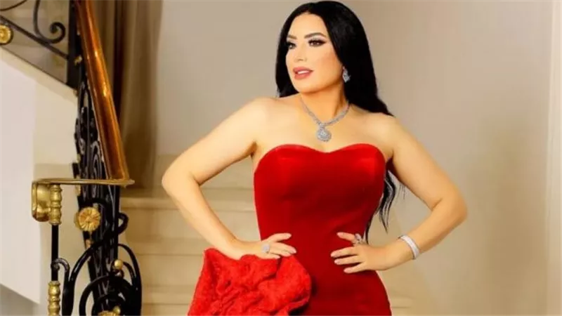 عبير صبري تتألق في جلسة تصوير صيفية جريئة على شواطئ الغردقة