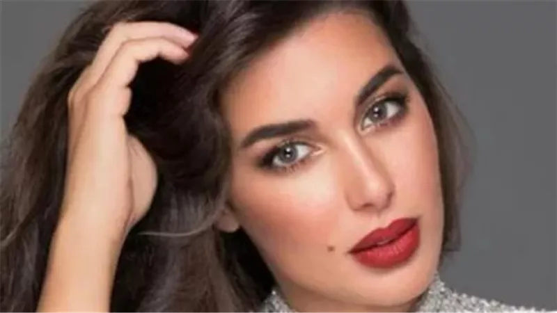 ياسمين صبري تتألق في باريس وسط إشادات واسعة من المتابعين.. ومي عز الدين: 
